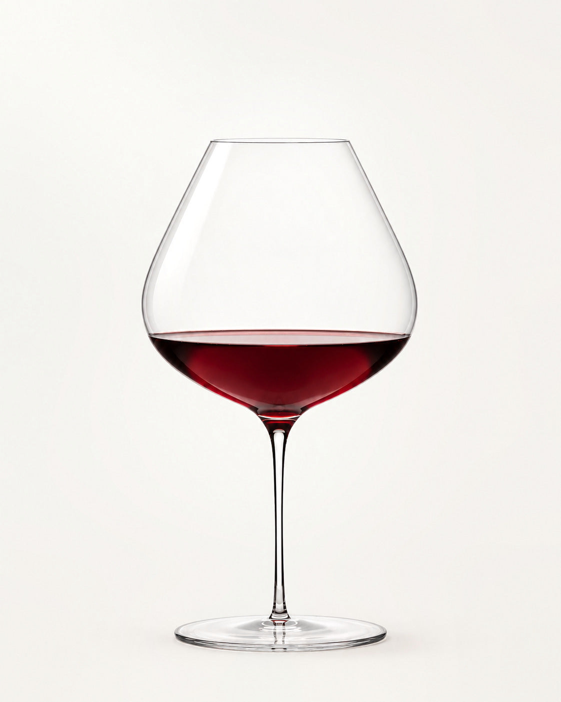 le Subtil wine glass with red wine