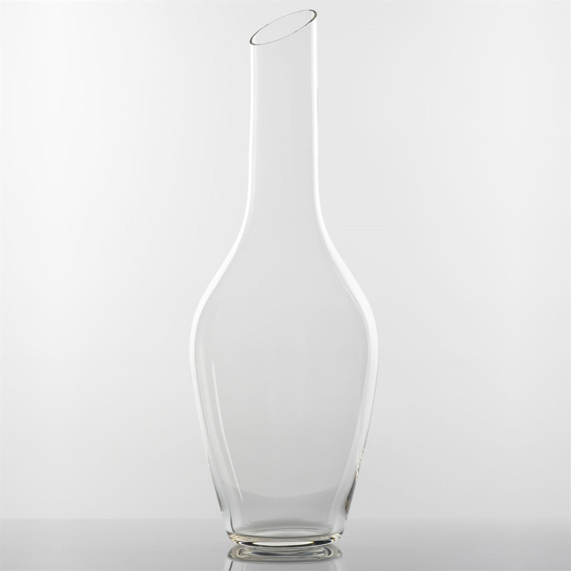 http://sydoniosus.com/cdn/shop/products/0026780_sydonios-reverse-collection-luniversel-crystal-wine-decanter-14l.jpg?v=1660870844